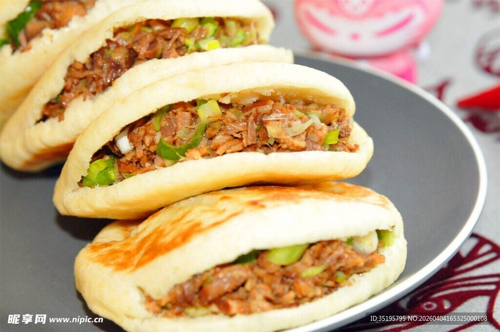 美味肉馅夹馍诱人呈现