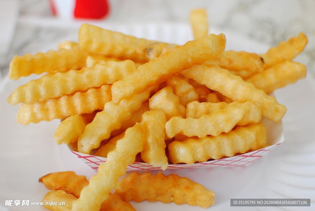 美味波纹薯条特写