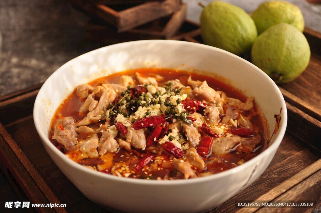 美味鸡肉汤营养又可口