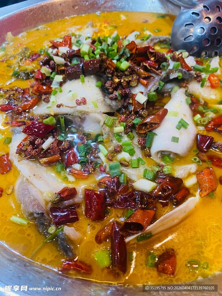 美味香辣酸菜鱼