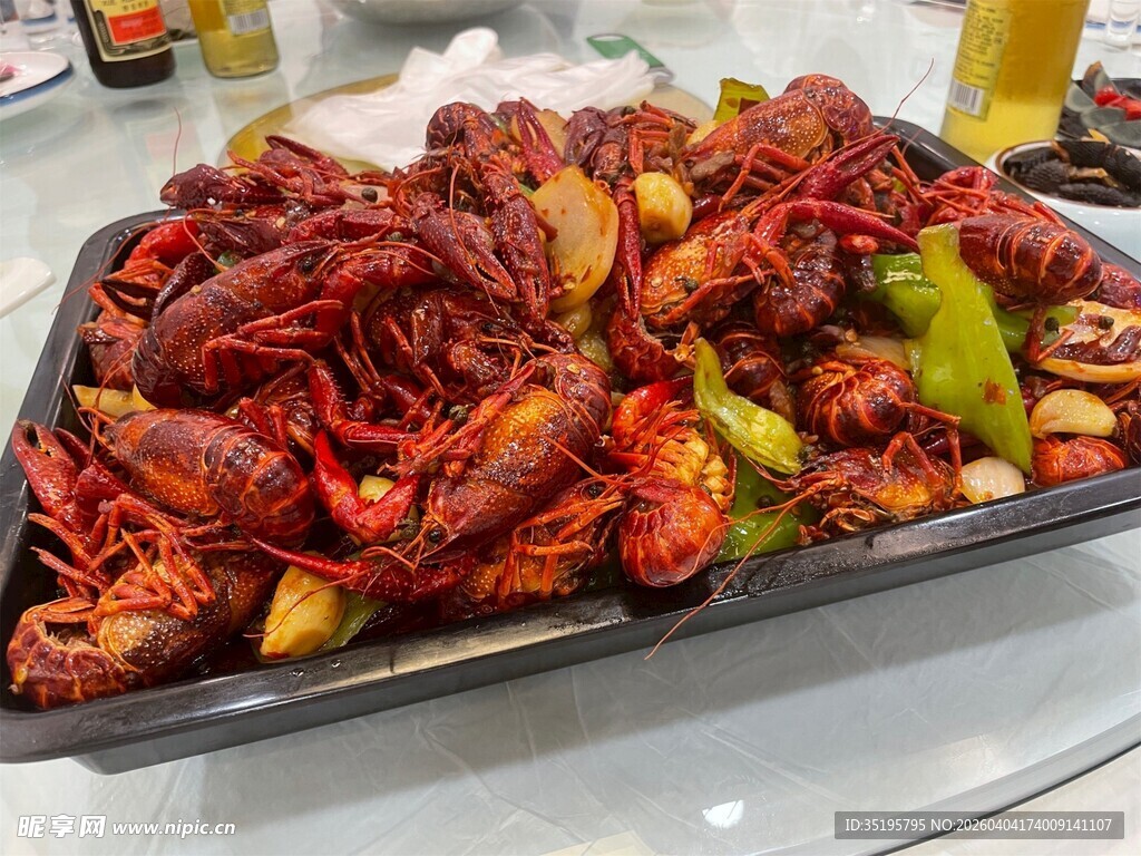 美味麻辣小龙虾闪亮登场