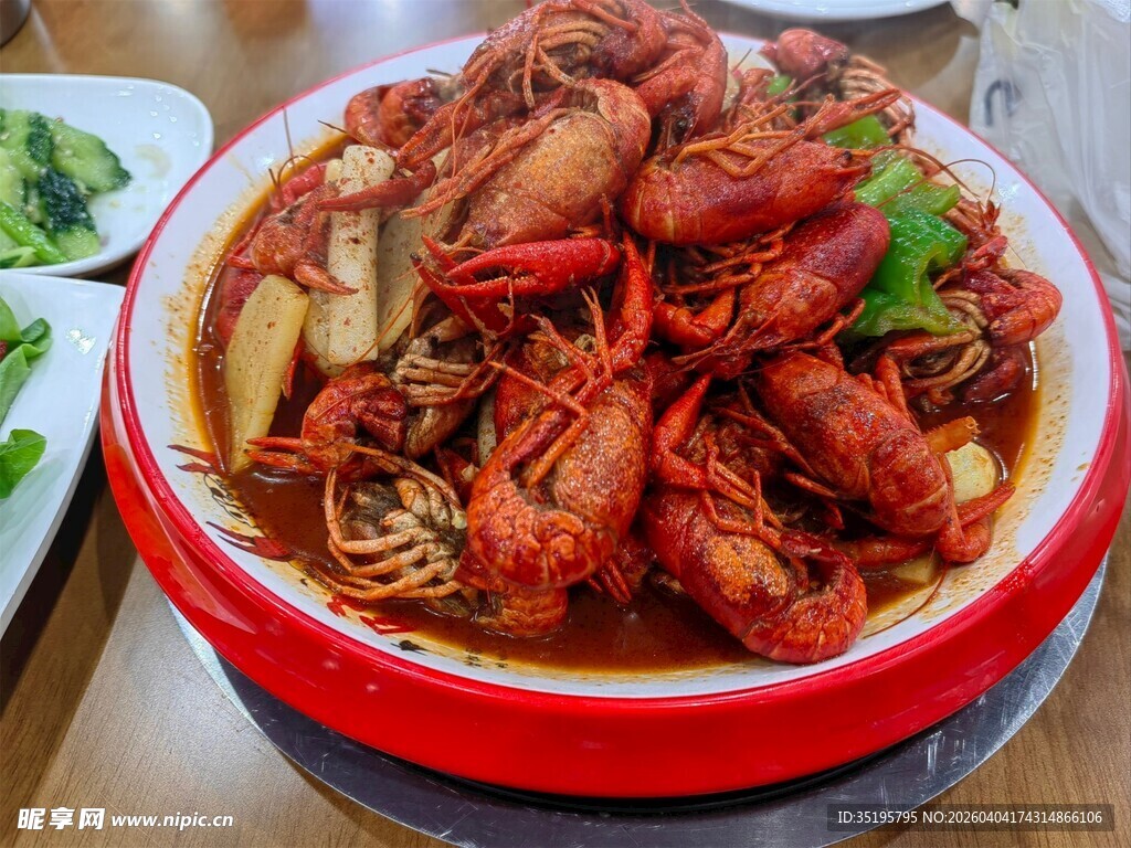 美味麻辣小龙虾大盆装