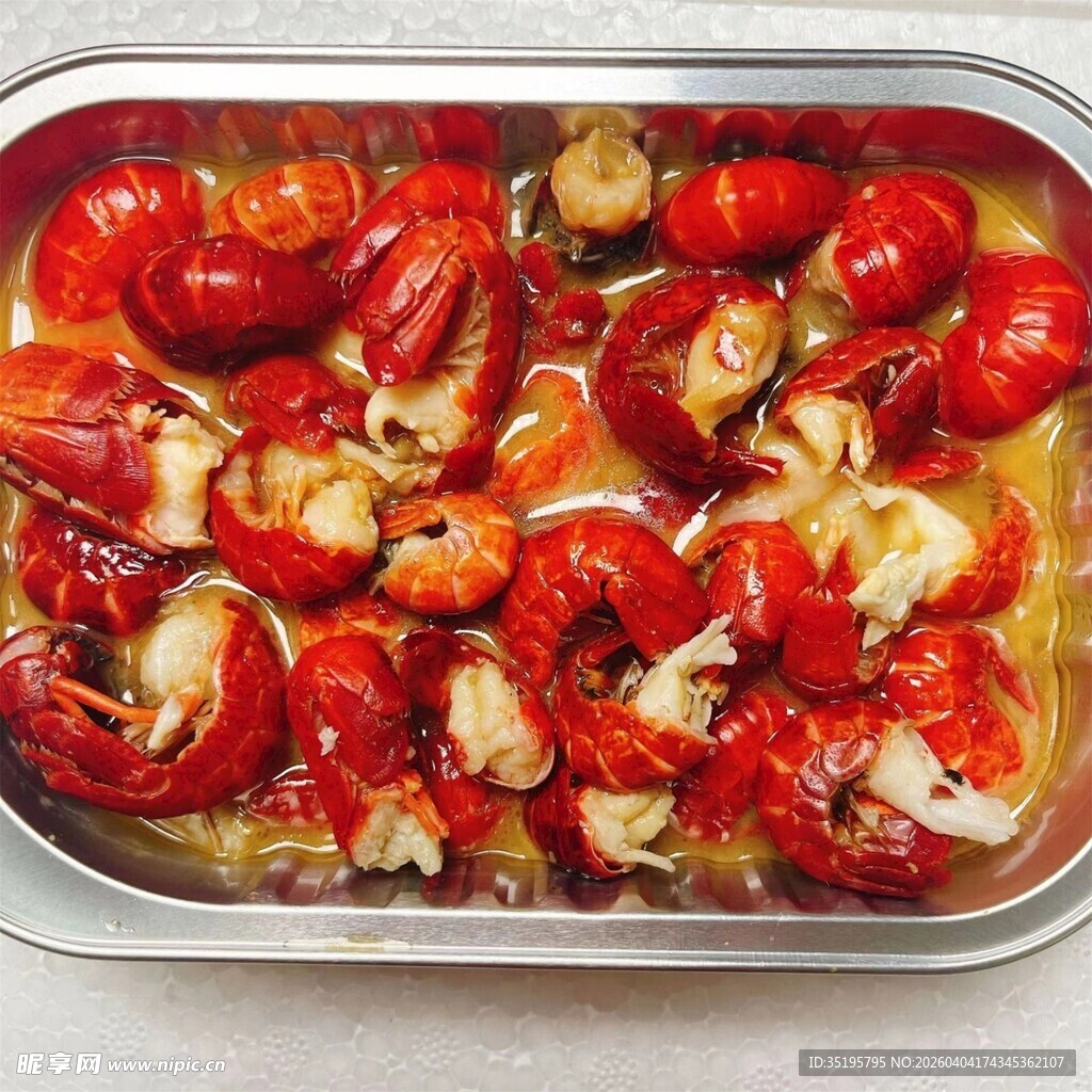 美味诱人的蒜蓉小龙虾