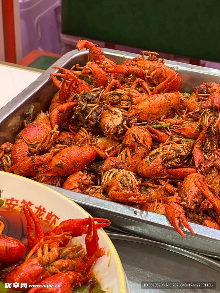 美味小龙虾诱人食欲开