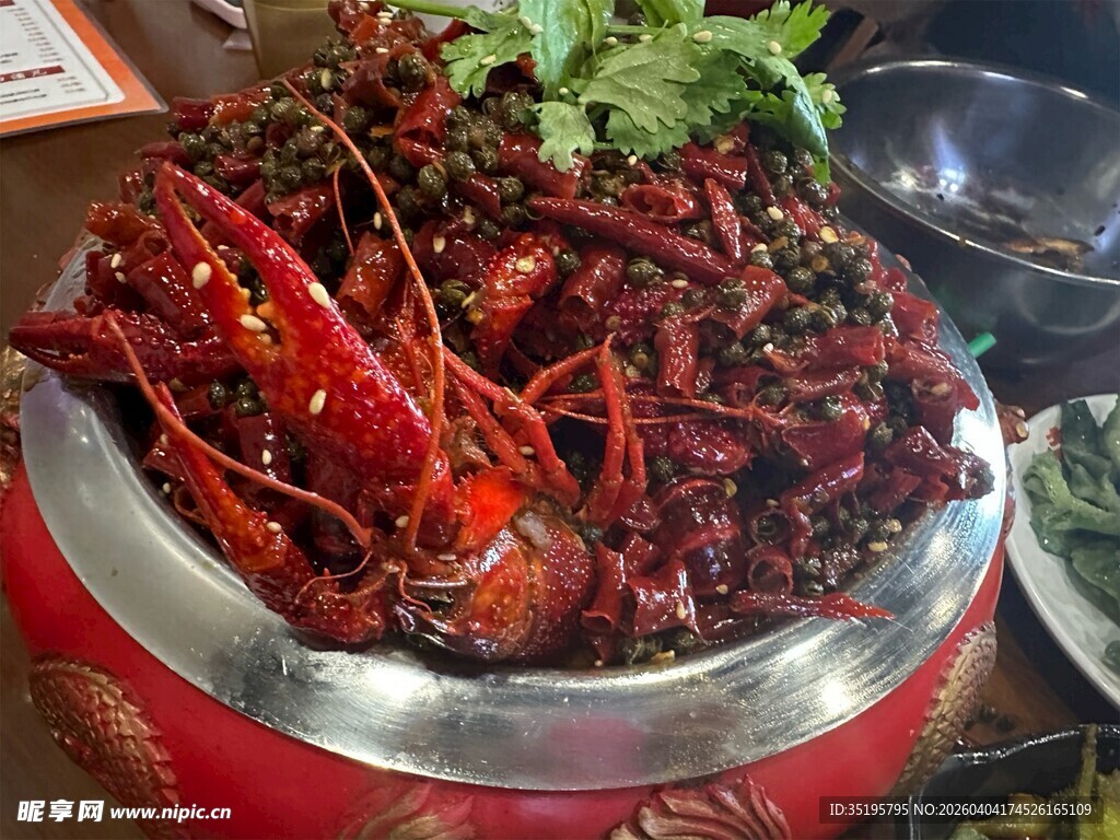 美味小龙虾诱人色泽