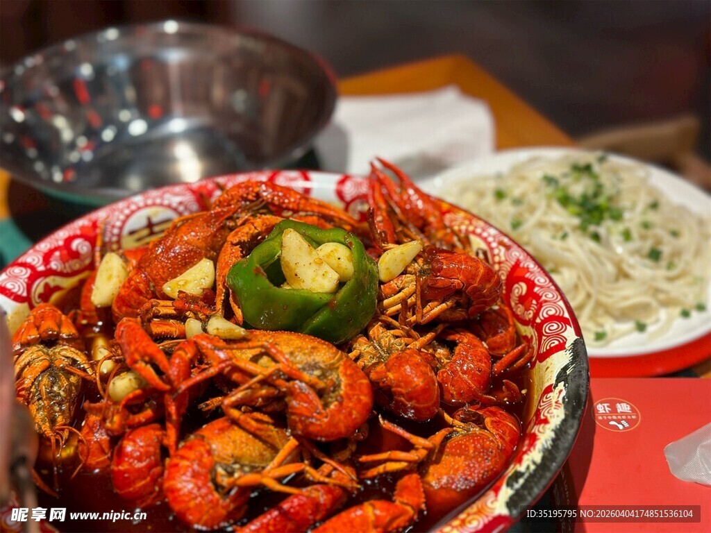 美味小龙虾开启舌尖盛宴