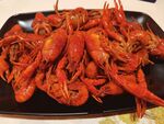 美味麻辣小龙虾一盘