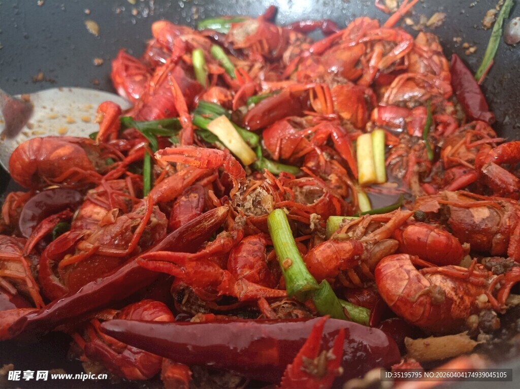 香辣诱人的美味小龙虾
