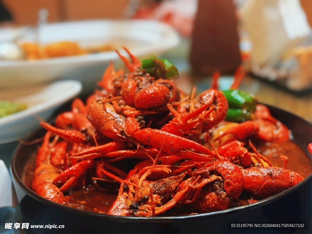 美味小龙虾开启舌尖盛宴