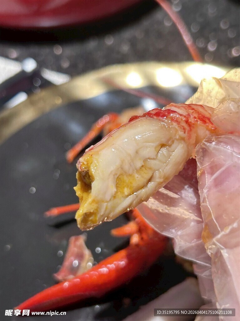 剥开的美味小龙虾特写