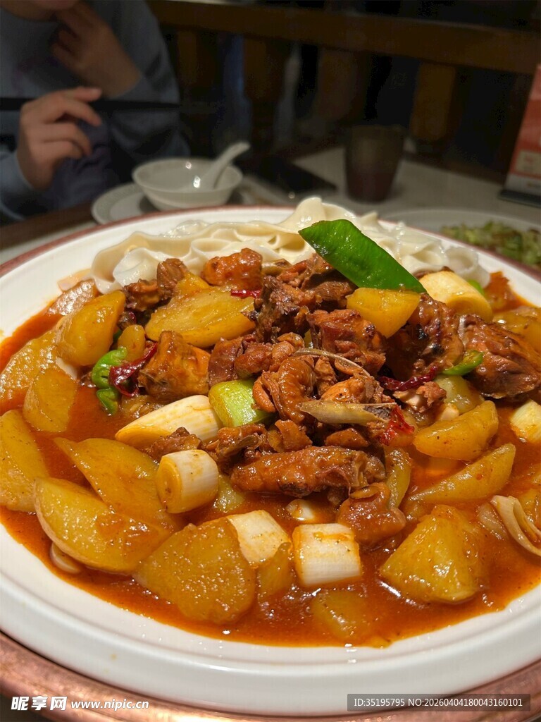 美味土豆烧牛肉菜肴
