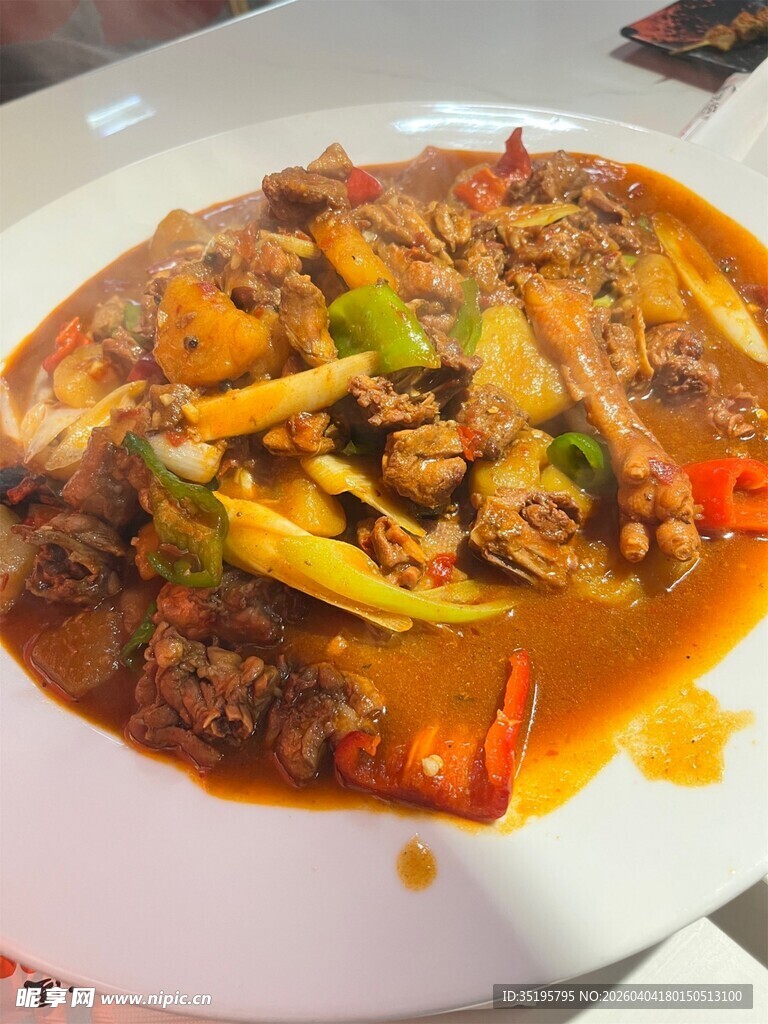 美味多彩炖菜上桌啦