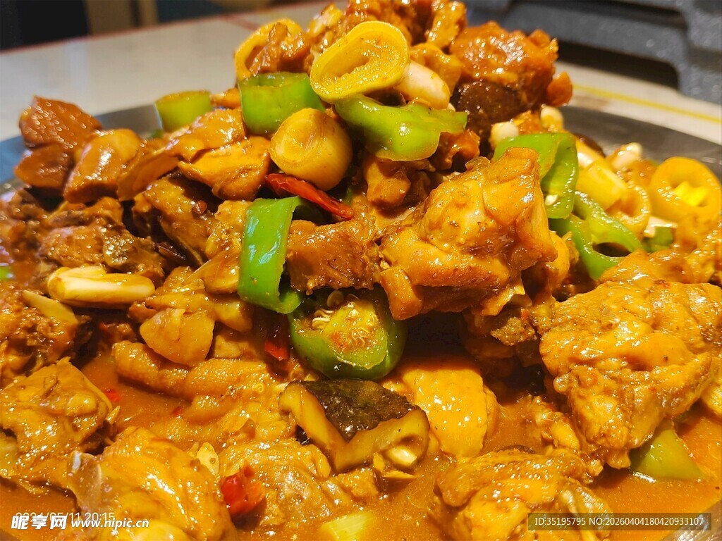 美味青椒炒鸡块