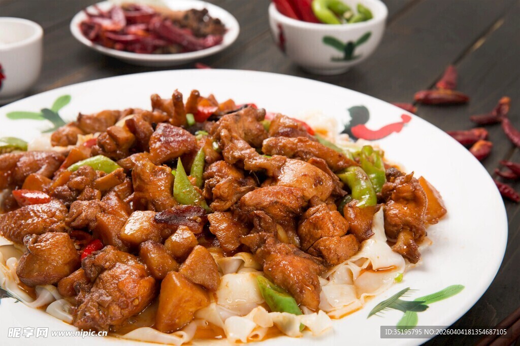 美味香辣炒鸡块