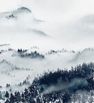 水墨山水间的朦胧景致