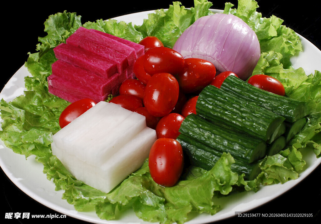 新鲜多彩蔬菜拼盘