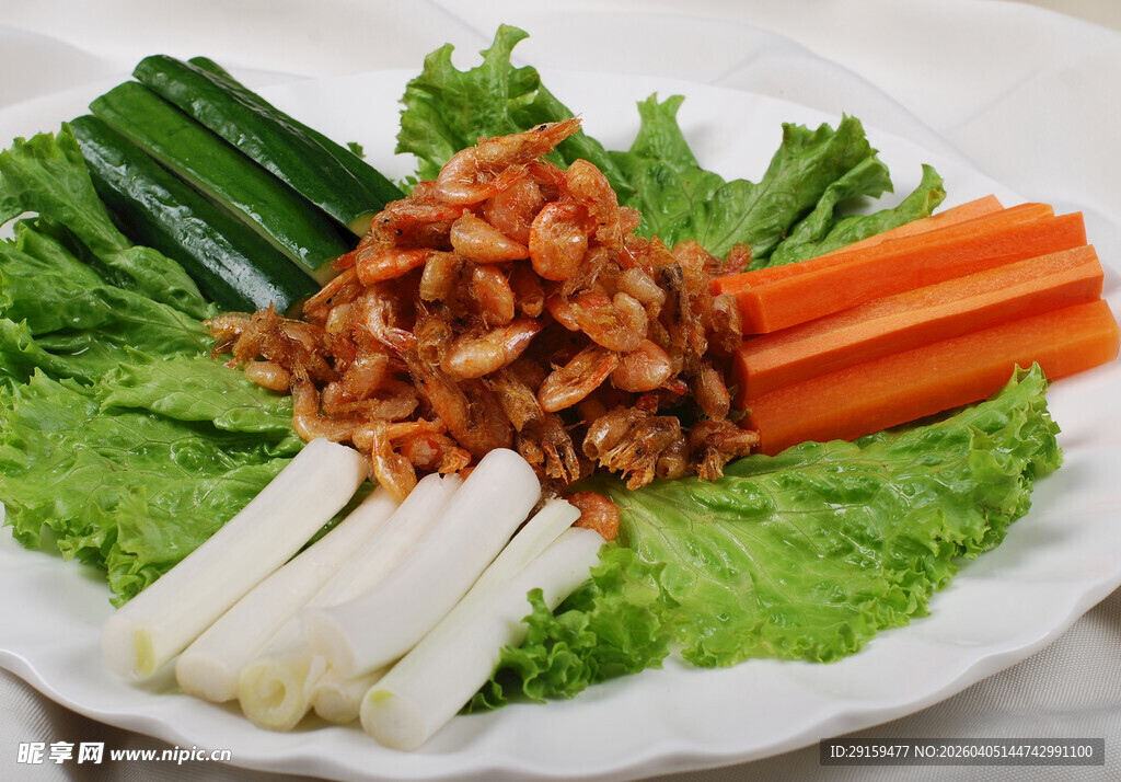 蔬菜配肉丝拼盘