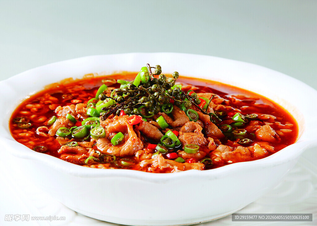 香辣鱿鱼美食诱人呈现