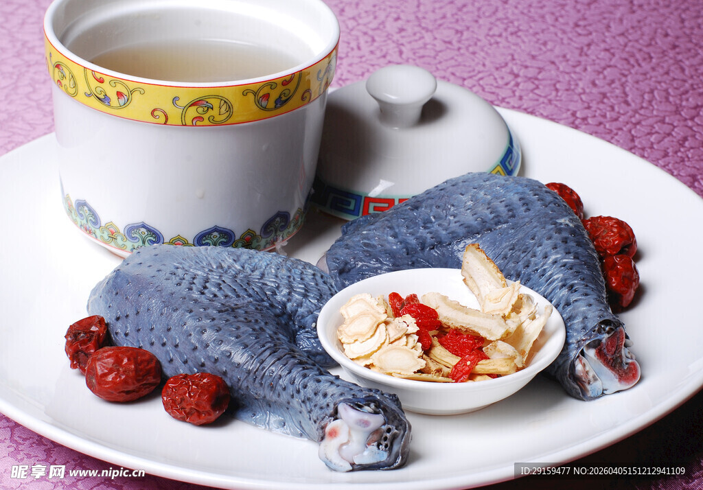 养生茶饮与滋补食材组合