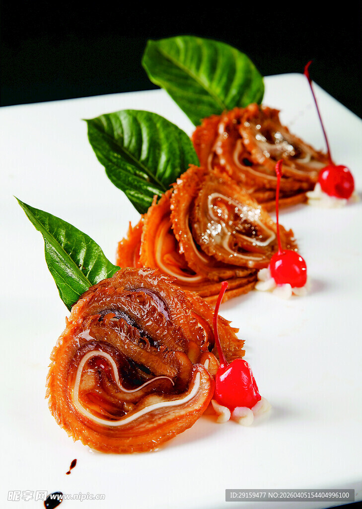 美味酱制猪耳