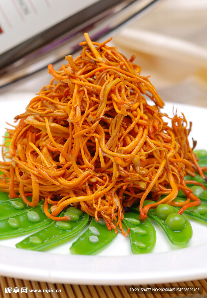 美味凉拌虫草花