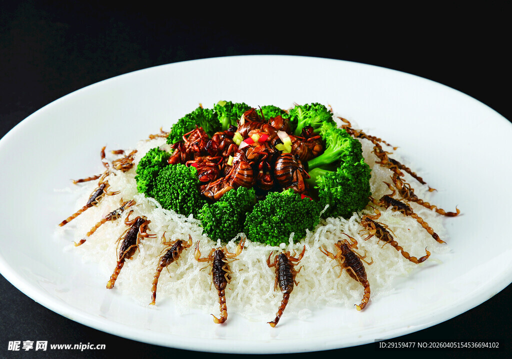 西兰花鱼柳盖饭