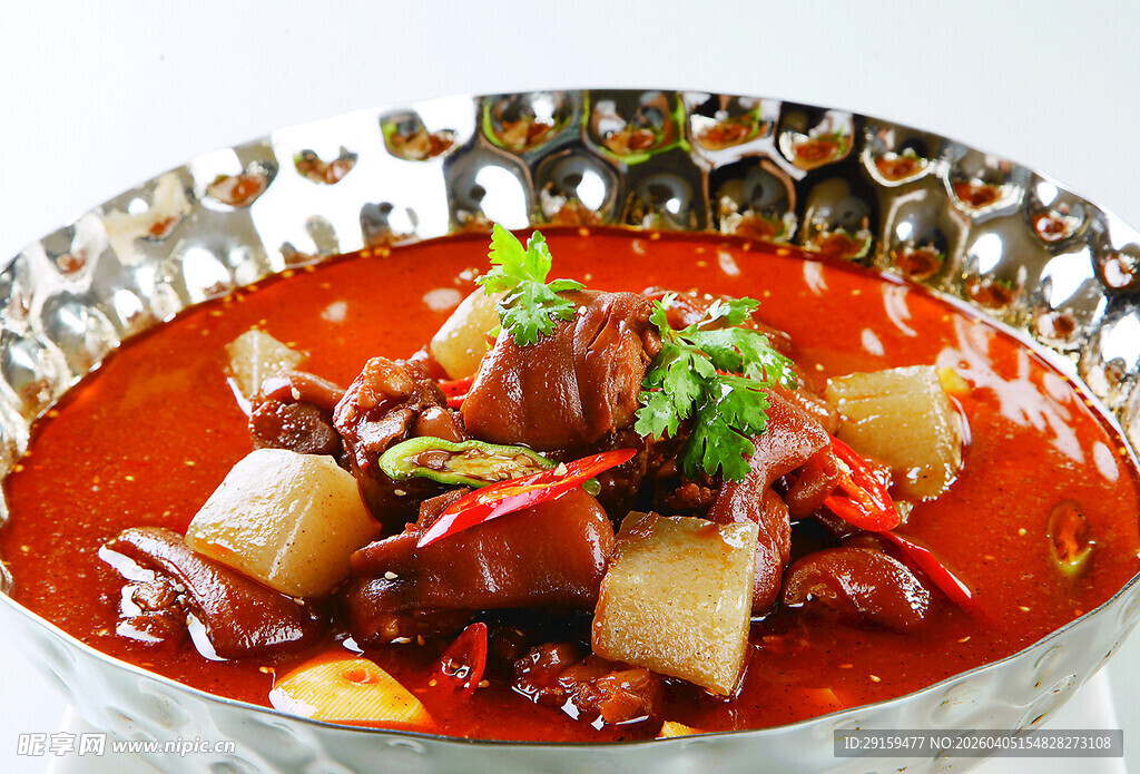 香辣美味牛杂锅