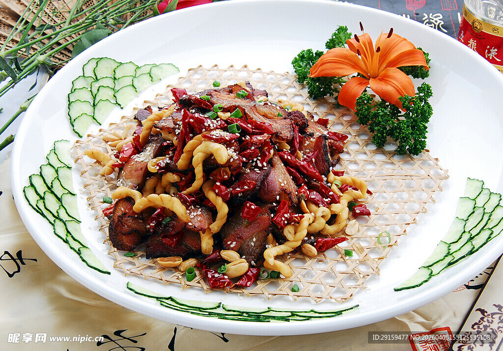 美味炒鱿鱼盖饭