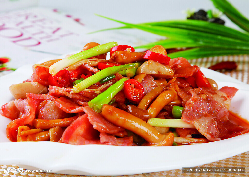 香辣美味炒腊肉