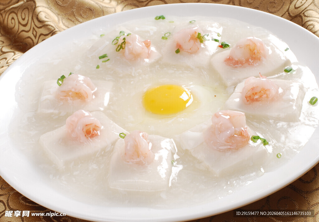 虾仁蛋心水晶饺