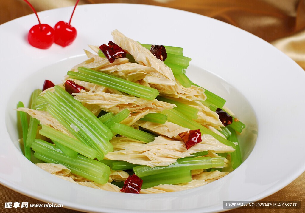 芹菜腐竹