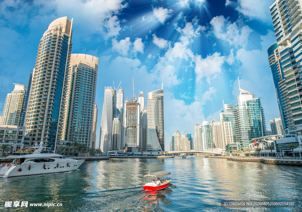 迪拜繁华都市滨水风光