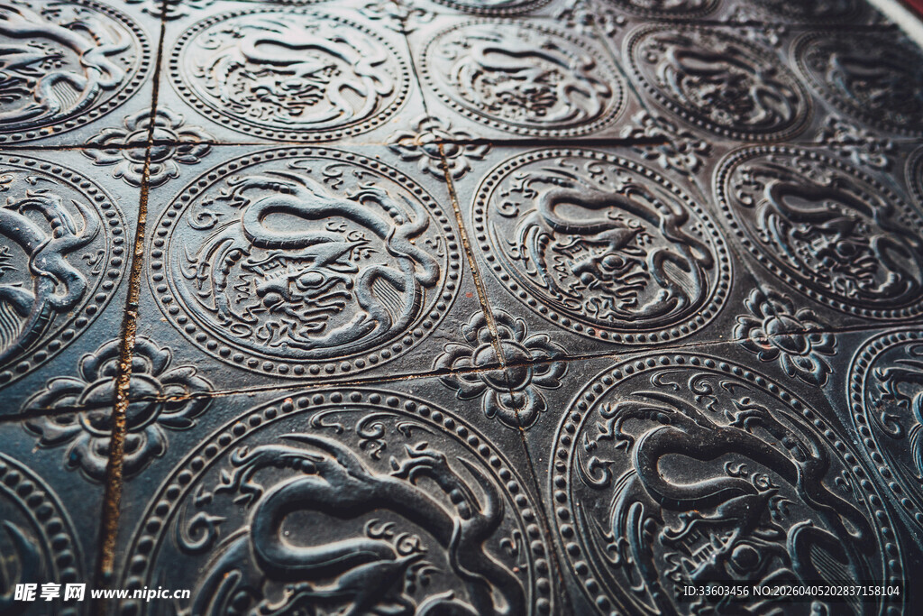 复古浮雕金属花纹图案