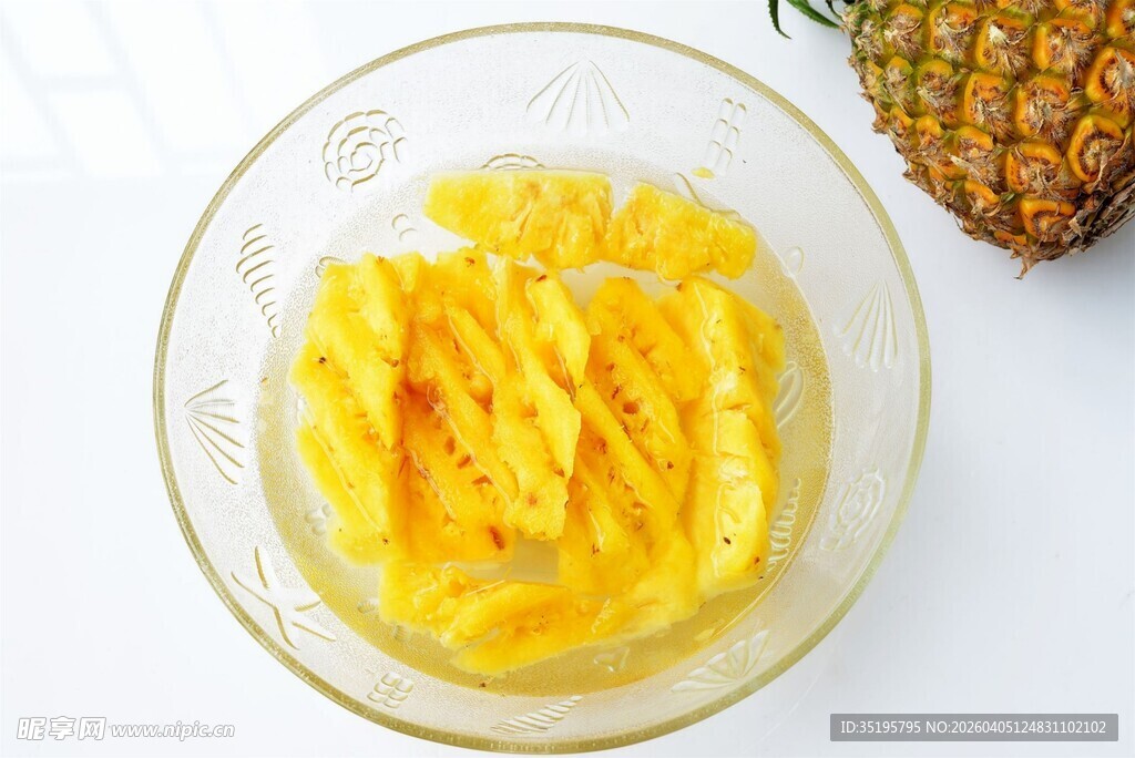 碗中美味菠萝切片