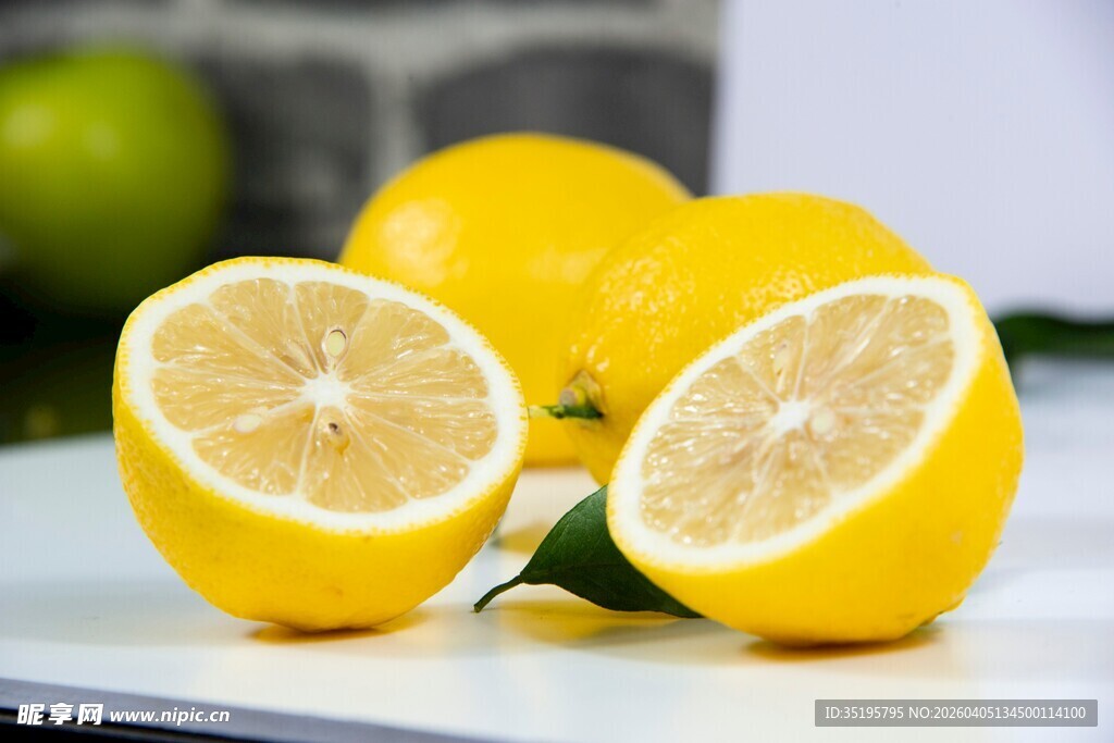 新鲜柠檬切片展示
