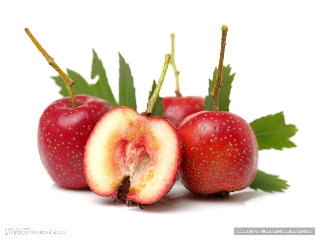 新鲜红山楂饱满色泽诱人