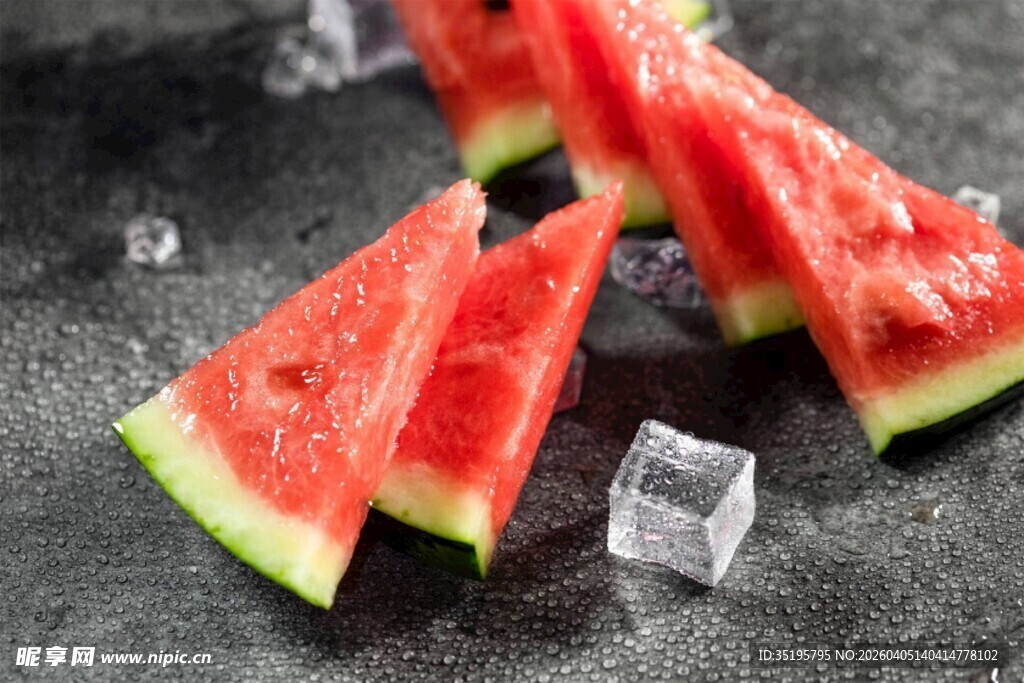 冰镇西瓜切片