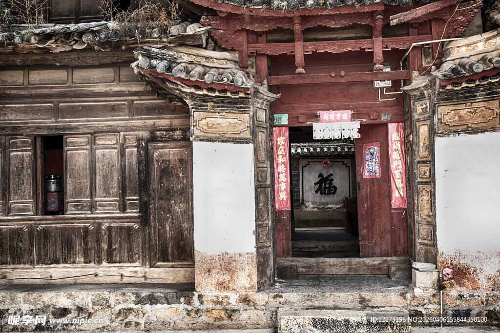 古旧中式民居建筑一角