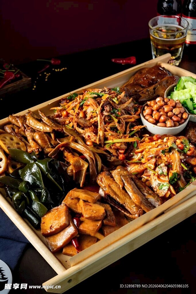 丰盛美味的特色烧烤拼盘