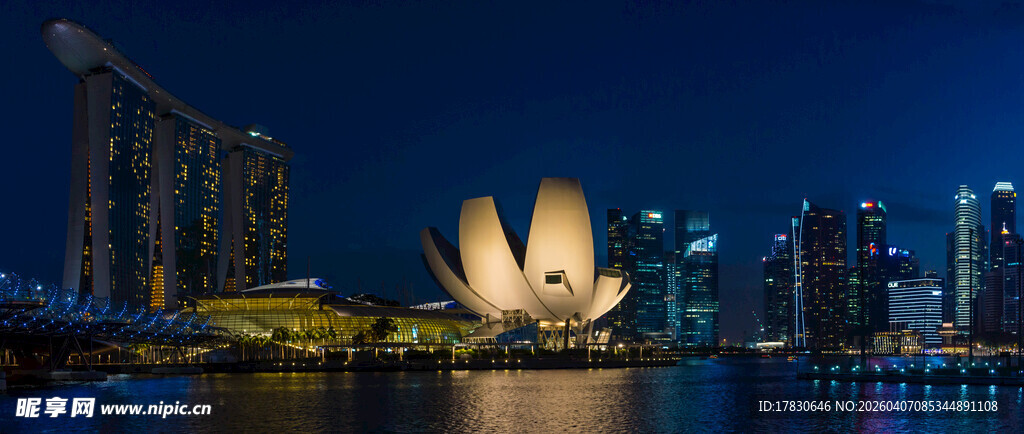 新加坡夜景璀璨滨海风光