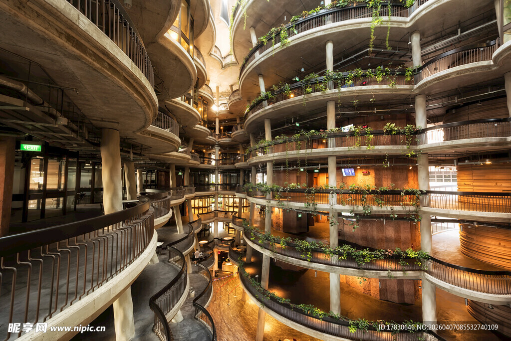 未来感多层室内奇幻建筑空间