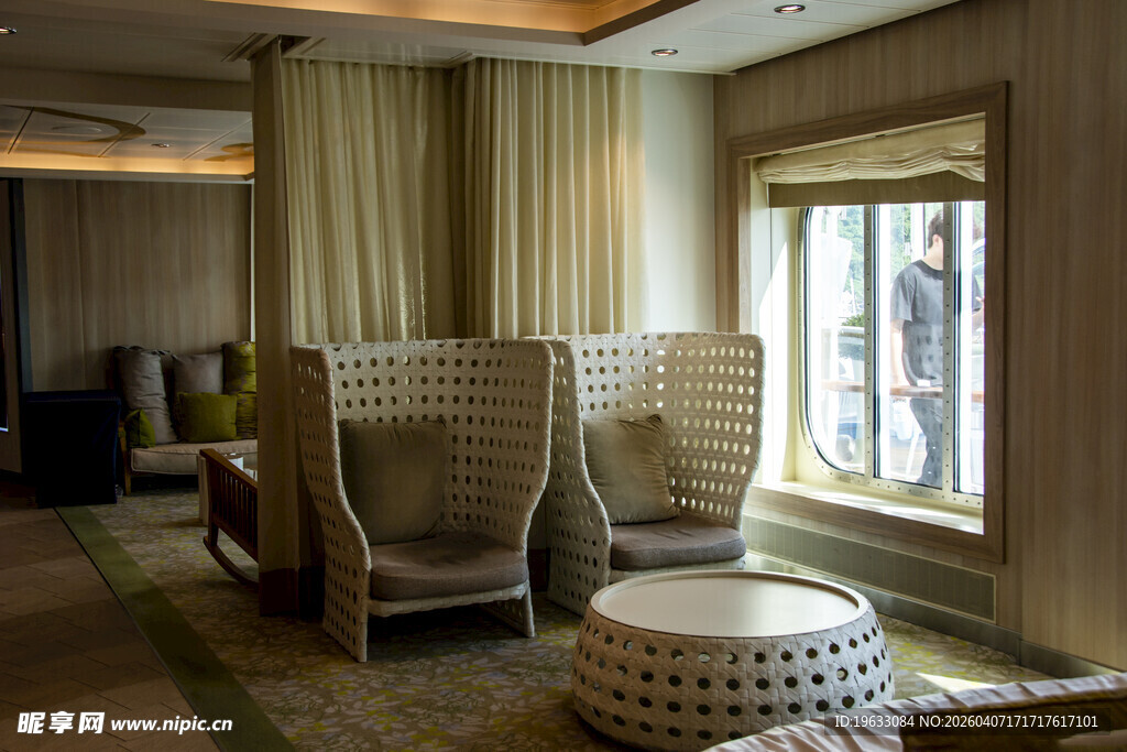 温馨舒适的室内休闲空间