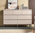 简约白色六斗柜家居展示