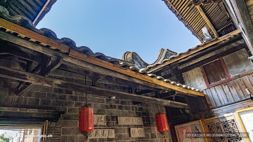 古雅中式屋顶建筑景观