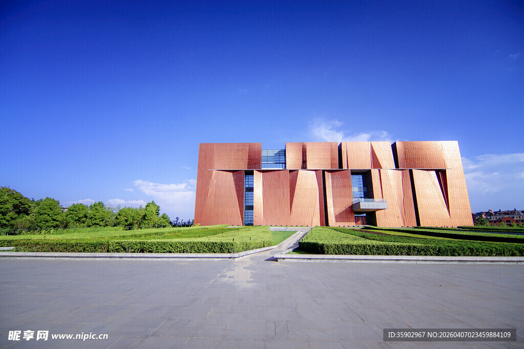 独特造型的红砖建筑物