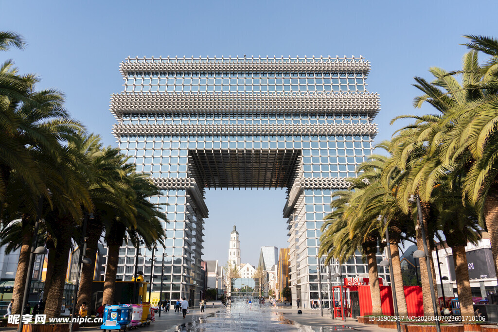 城市标志性建筑之门景