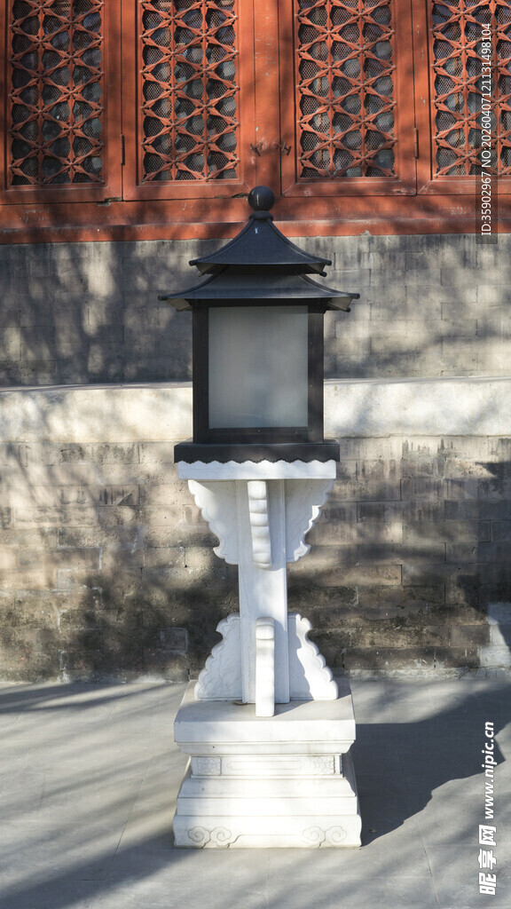 中式庭院白色仿古落地灯