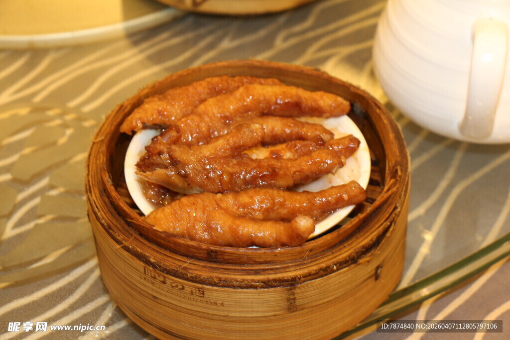竹笼蒸凤爪