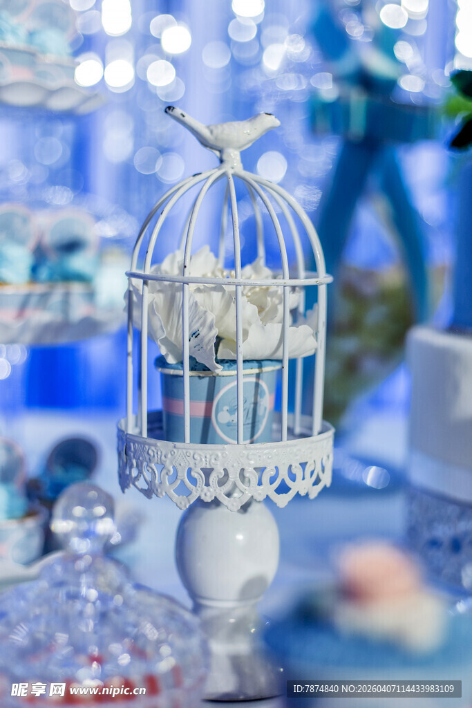精致白色鸟笼装饰摆件