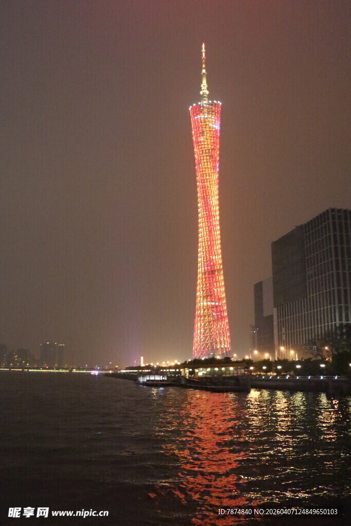 广州塔夜景璀璨迷人